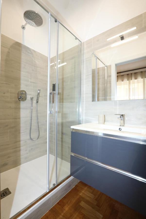 Unique Luxury And Alojamento de Acomodação e Pequeno-almoço