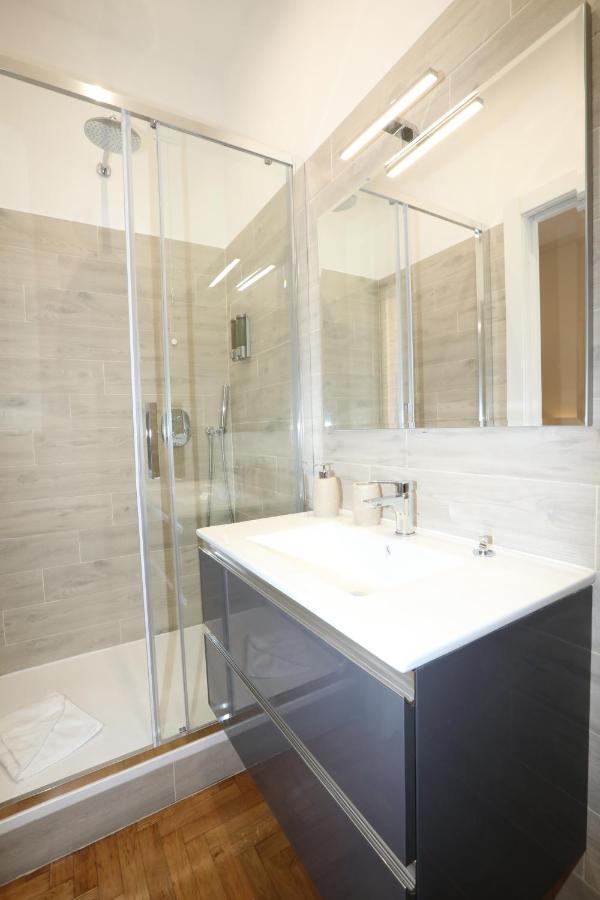 Unique Luxury And Rom