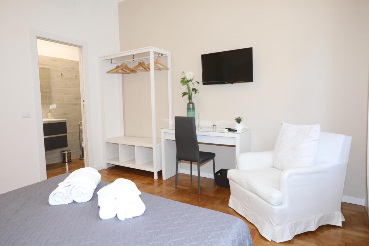 Unique Luxury And Frühstückspension Rom