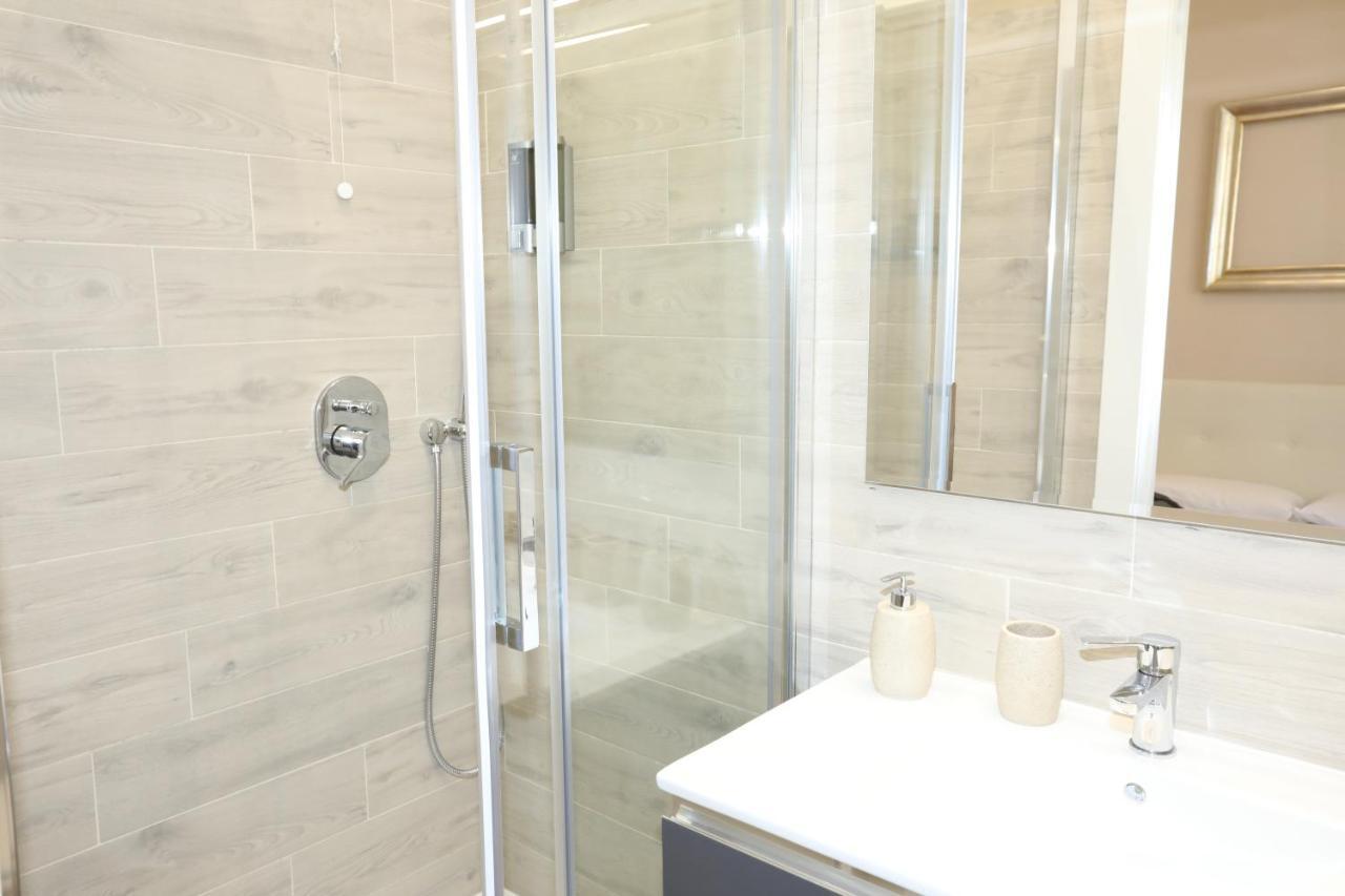 Unique Luxury And Rom
